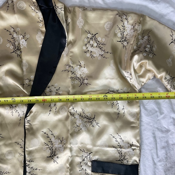 Gold and Black Reversible Lanna Pine Thai Silk Robe unisex size XL - Picture 8 of 11